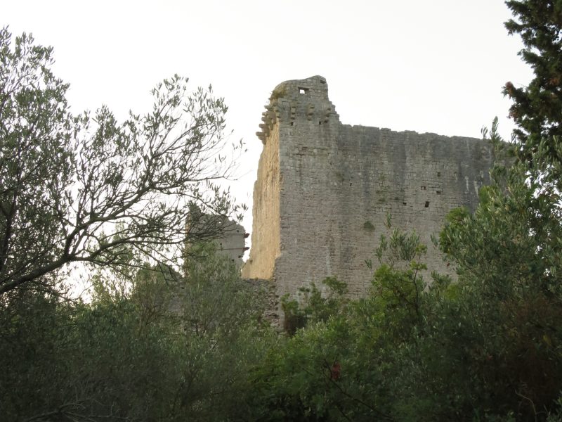 Крепость Коруна. Западная стена с наблюдательной башней