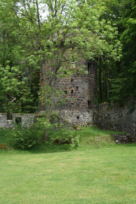 Замок Дофин. Восточная башня